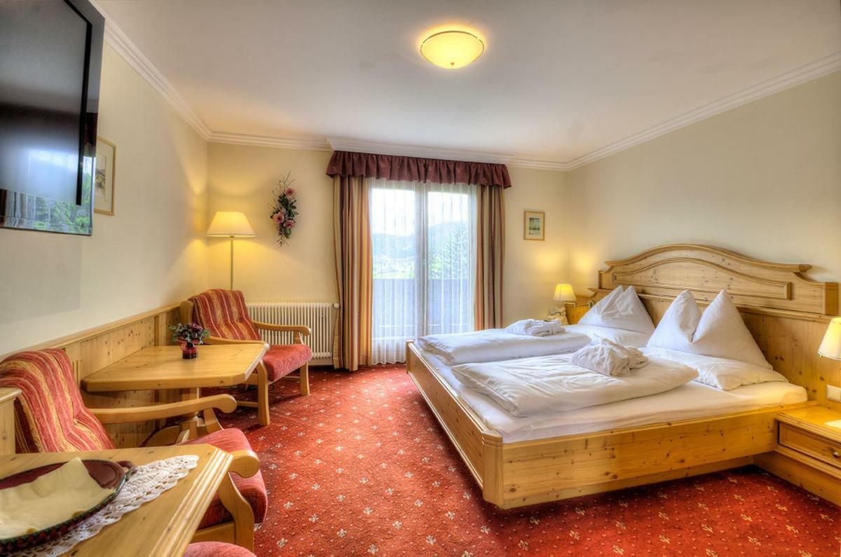 Hotel Haeuserl Im Wald Mariapfarr Exterior photo